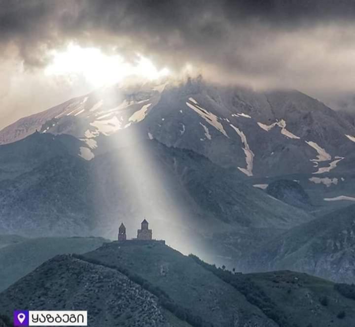 Prime Hotel Kazbegi Экстерьер фото